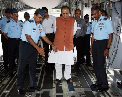 IAF receives 6th C-17 Globemaster III in presence of Jaitley  